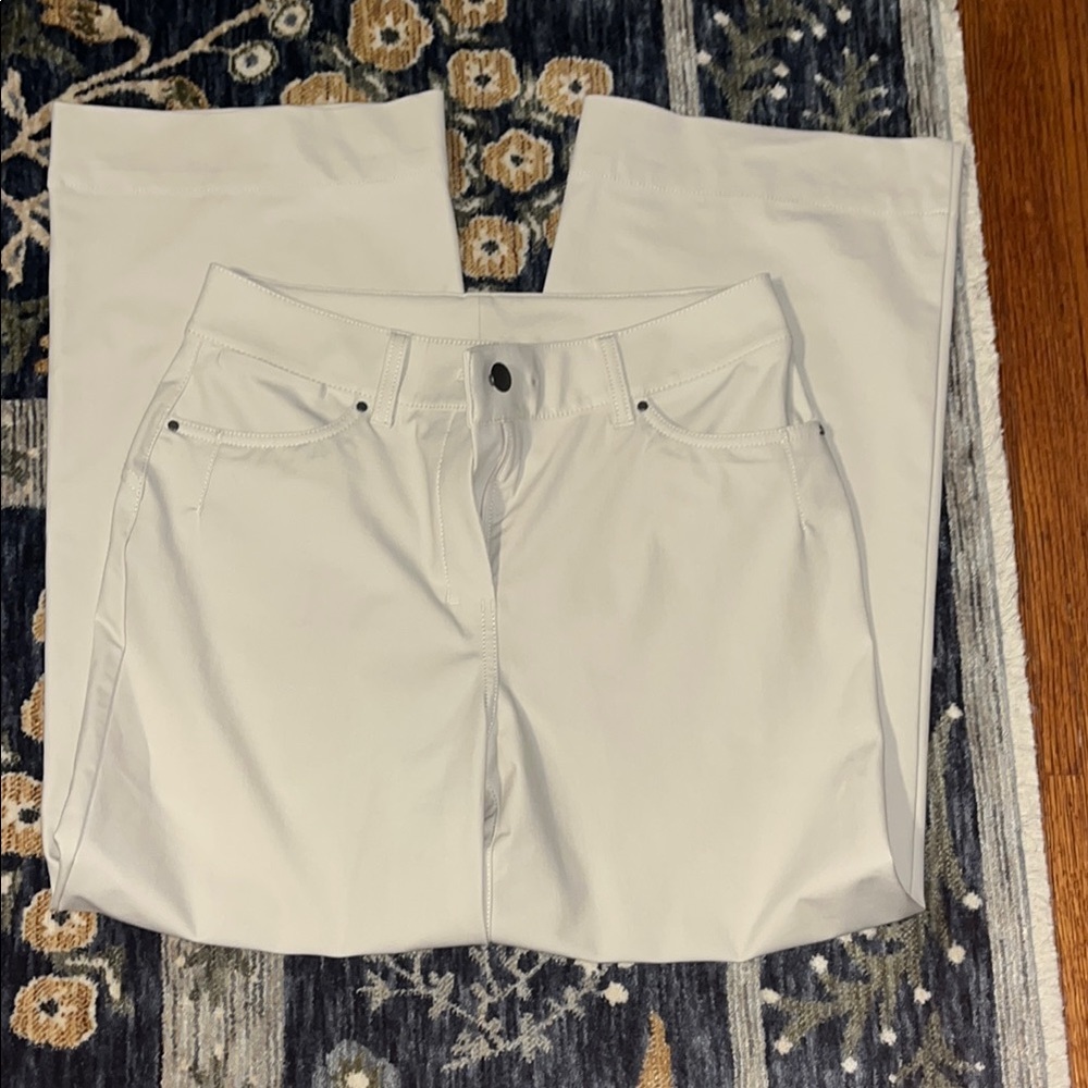 Lululemon bone city sleek cropped trouser, size 27